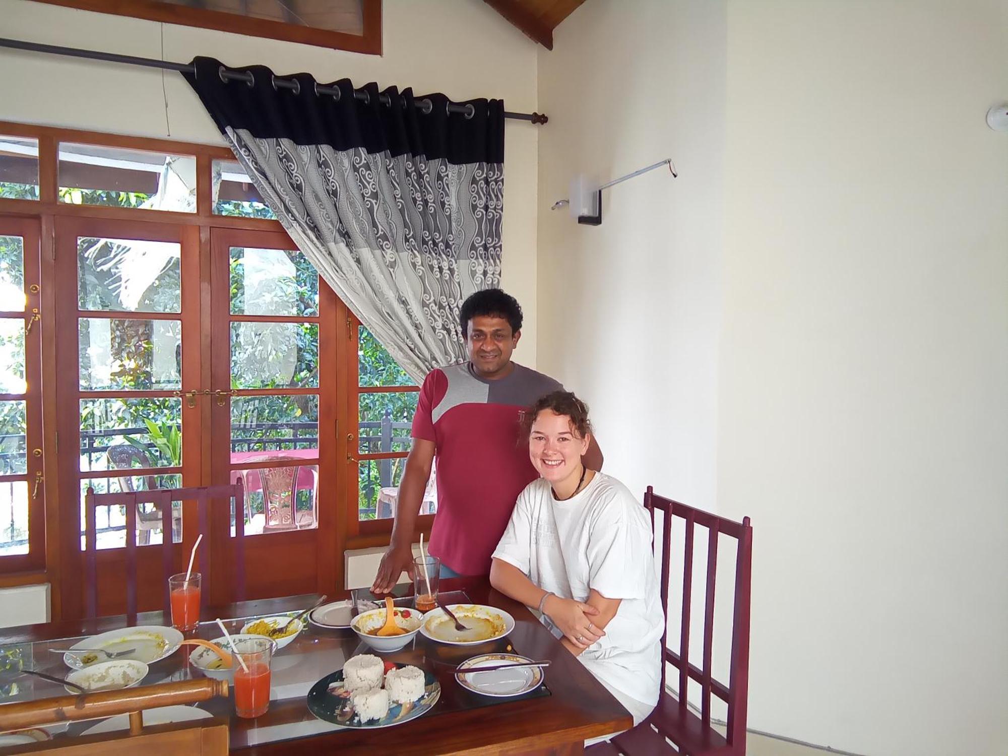 Malwaththa Mount Villa 康提 外观 照片